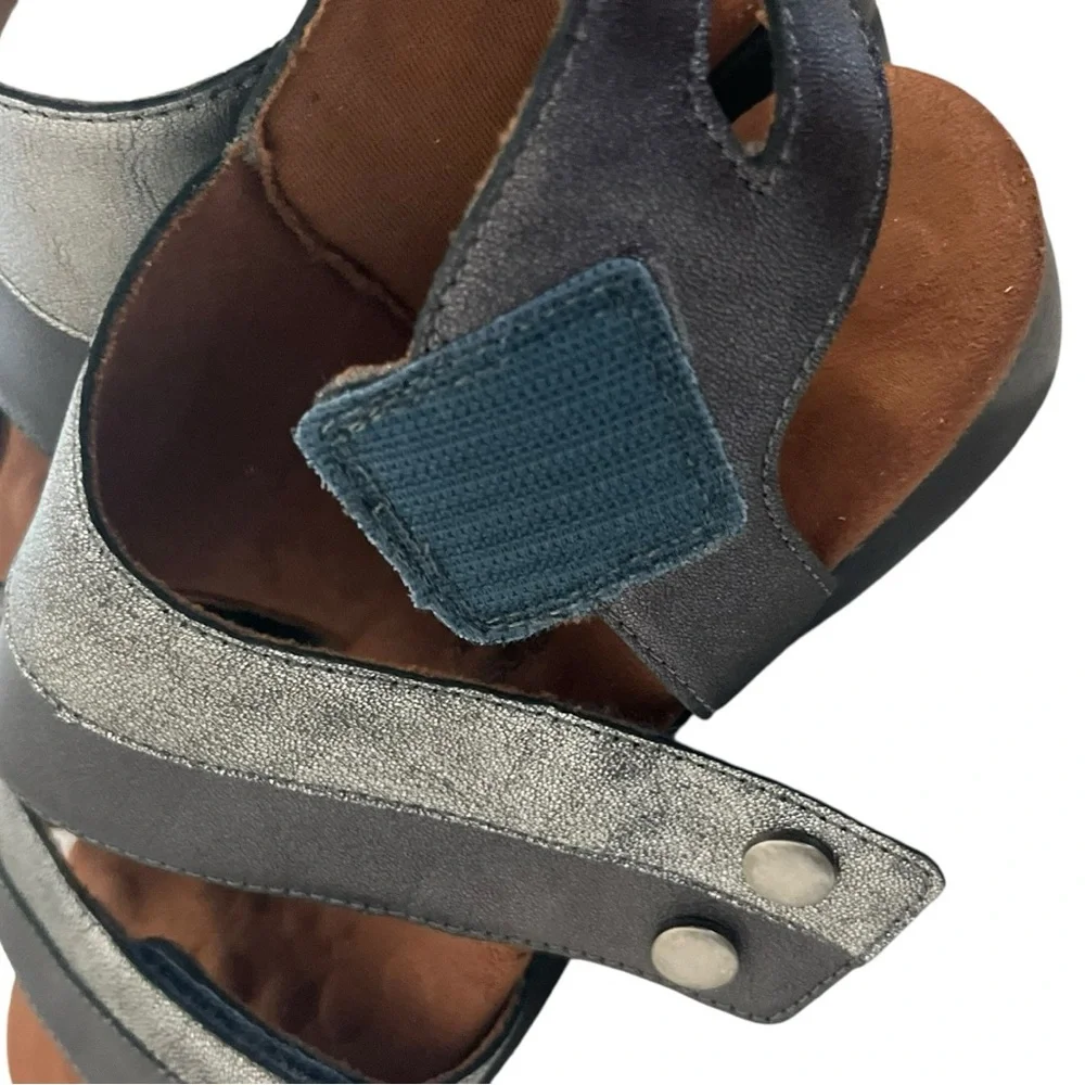WALKING‎ CRADLES | Calista Pewter Gunmetal Ankle Wrap Sandals 7.5